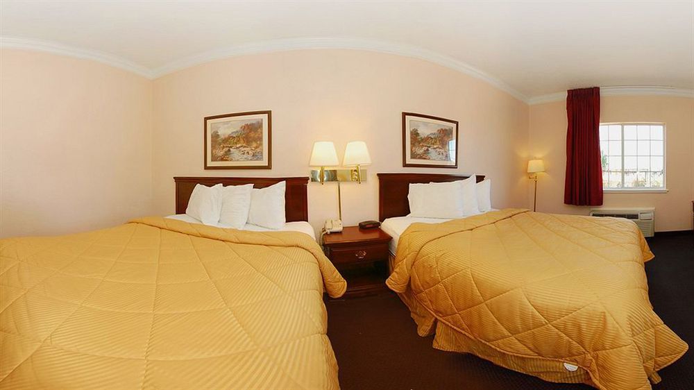 Rodeway Inn Stephenville Exteriér fotografie