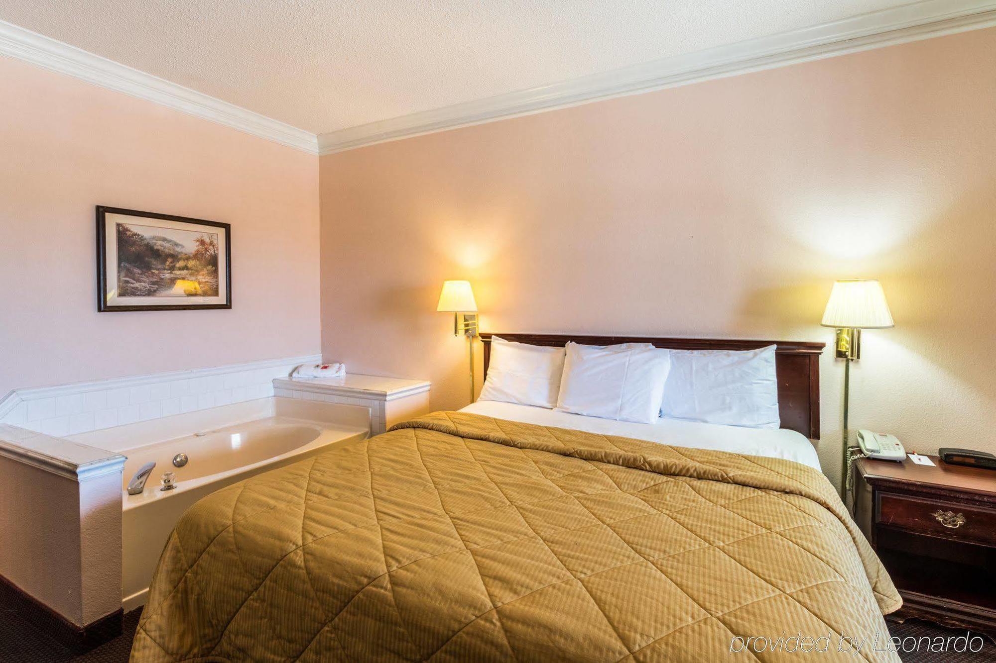 Rodeway Inn Stephenville Exteriér fotografie