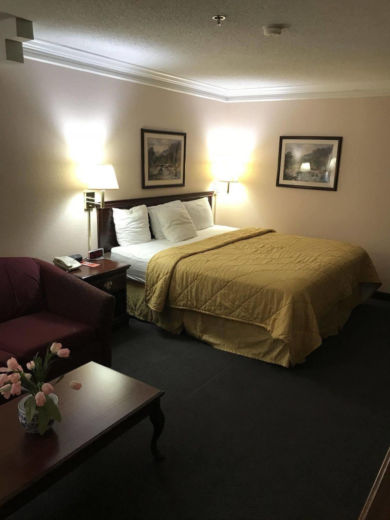Rodeway Inn Stephenville Exteriér fotografie